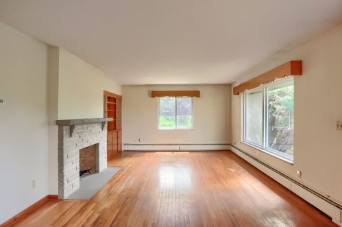 5714 Montour Rd, Gibsonia PA 15044-8113 exterior