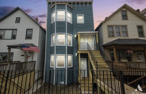 8722 Buffalo Ave, Chicago IL  60617-3307 exterior