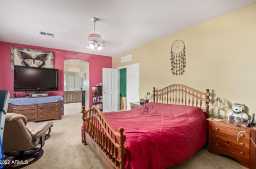 890 Leo Pl, Chandler AZ 85249-5215 exterior