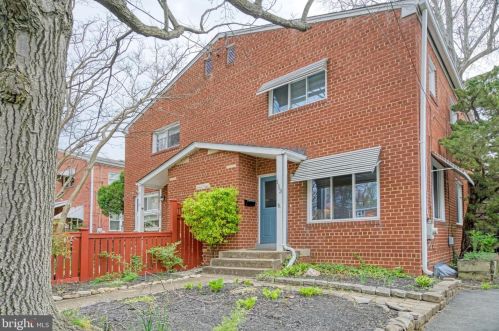 113 Taylor Run Pkwy, Alexandria VA  22314-4978 exterior