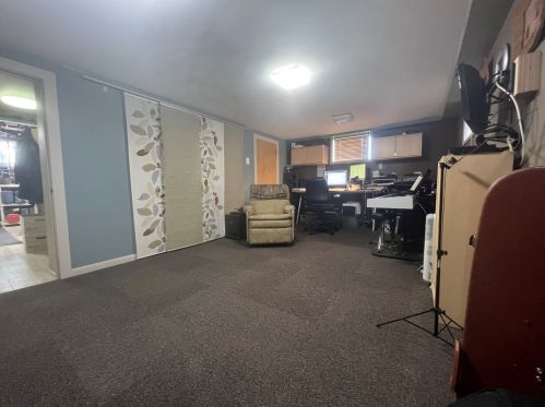 2230 12 Ave, Broadview IL 60153-1404 exterior