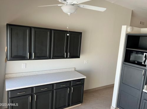 2338 Evans Dr, Phoenix AZ 85032-5461 exterior