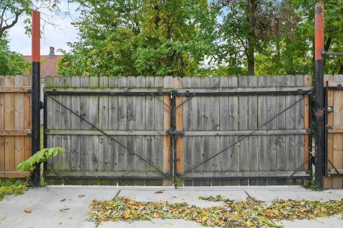 5650 Bishop St, Chicago IL  60636-1316 exterior