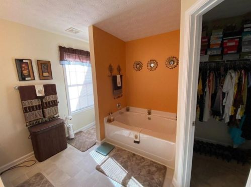 7590 Summer Berry Ln, Lithonia GA 30038-7157 exterior