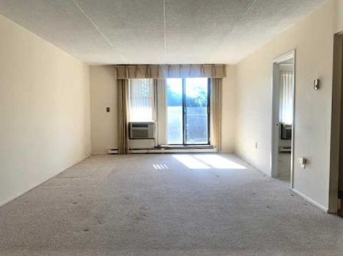 160 Academy St, Poughkeepsie NY  12601-4515 exterior