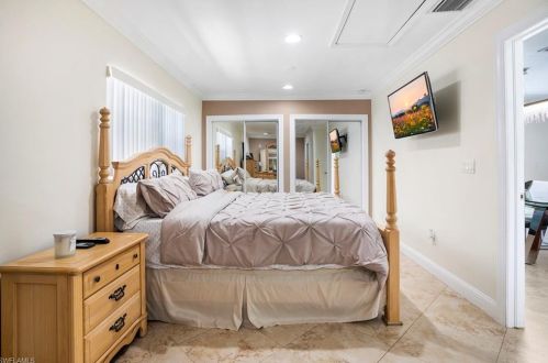 2022 44 Ter, Naples FL 34116-6441 exterior