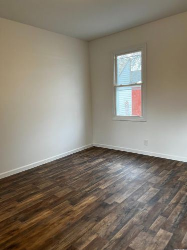 209 Cedar St, Valley Stream NY 11580-4907 exterior