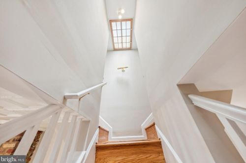 435 5 St, Washington DC 20003-2052 exterior