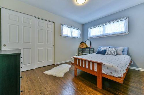 5327 90, Milwaukee WI 53214-2832 exterior