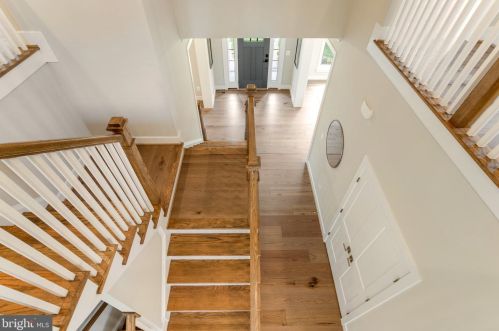 920 Darton Dr, Alexandria VA 22308-2021 exterior