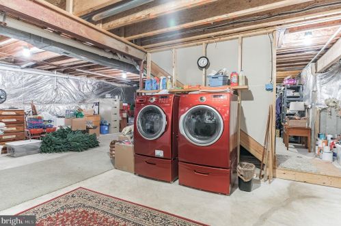 2937 Queensberry Dr, Huntingtown MD 20639-2304 exterior