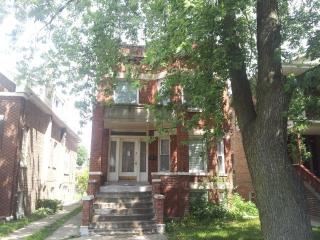 2411 56th Ct, Chicago, IL 60804-2721