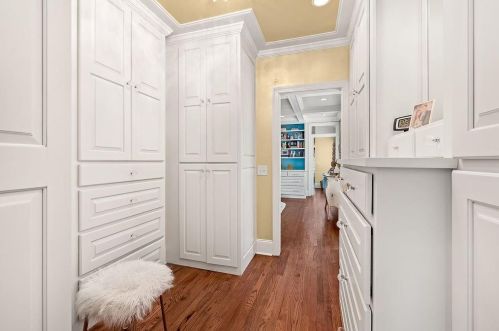 1647 Riverside Dr, Gainesville GA 30501-1837 exterior