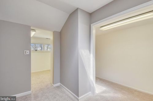 4206 Mt Vernon Memorial Hwy, Alexandria VA 22309-2809 exterior