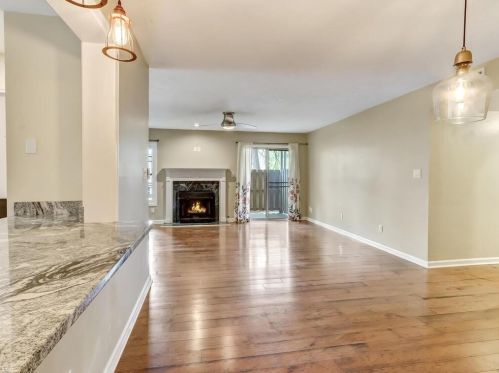 1373 Xing Dr, Atlanta GA 30329-3571 exterior