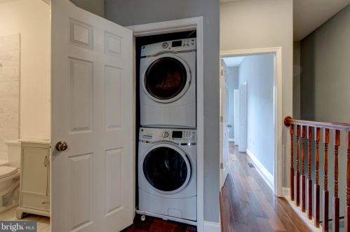 2308 16th St, Washington DC  20020-4304 exterior