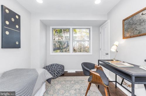 82 War Admiral Ln, Media PA 19063-5240 exterior