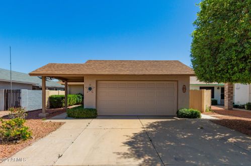 1981 Iowa St, Chandler AZ  85225-7079 exterior