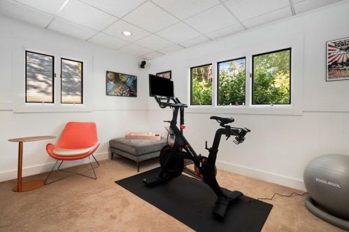 1141 Bonview Ln, Atlanta GA 30324-2904 exterior