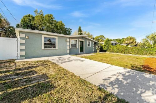 6604 Chelsea St, Tampa, FL 33610-5640