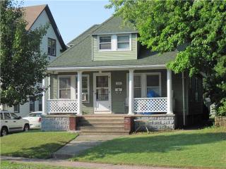 100 Ward St, Wallingford, CT 06492-4025
