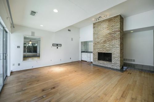 6719 Duffield Ct, Dallas TX  75248-1451 exterior