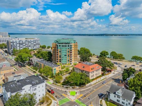 350 Hamilton St, Madison WI  53703-3607 exterior