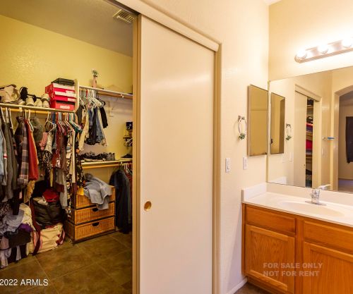 2903 Cavalier Dr, Phoenix AZ 85019-1717 exterior