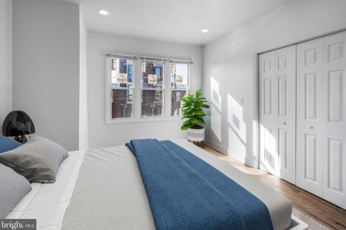 2267 Cambria St, Philadelphia PA 19134-4232 exterior