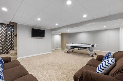 7853 131 St, Saint Paul MN 55124-9703 exterior