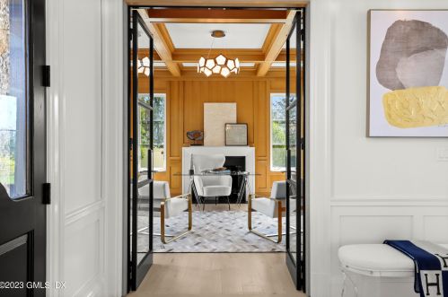 32 Meadowcroft Ln, Greenwich CT 06830-3823 exterior