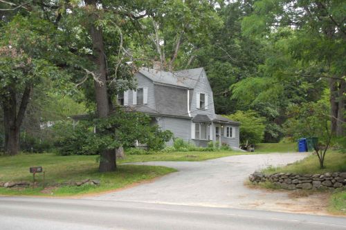 53 Logging Hill Rd, Concord, NH 03304-3722
