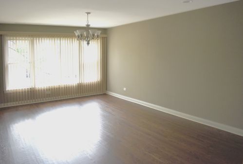 2321 Monitor Ave, Chicago IL 60634-1743 exterior