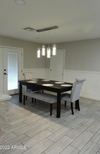 4001 61 St, Phoenix AZ 85033-1712 exterior