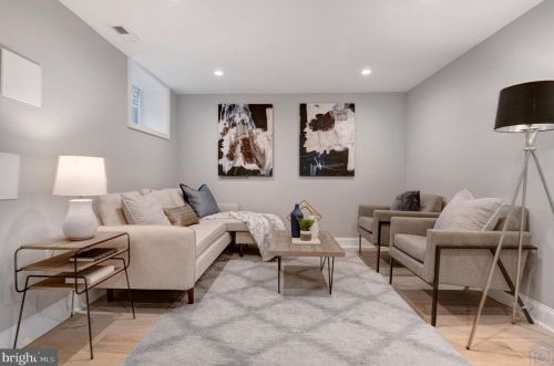 1116 Abbey Pl, Washington DC  20002-3416 exterior