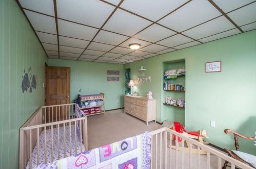 1678 New Haven Ave, Pittsburgh PA  15216-1919 exterior