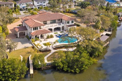 2621 Dundee St, Tampa FL  33629-7516 exterior