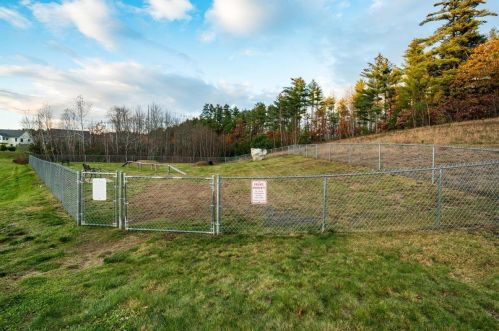 22 Violet Way, Concord NH  03307-0844 exterior