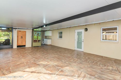 2225 Tropical Trl, Merritt Island FL 32952-4102 exterior