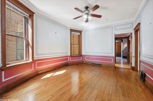 2726 Troy St, Chicago IL 60655-2320 exterior