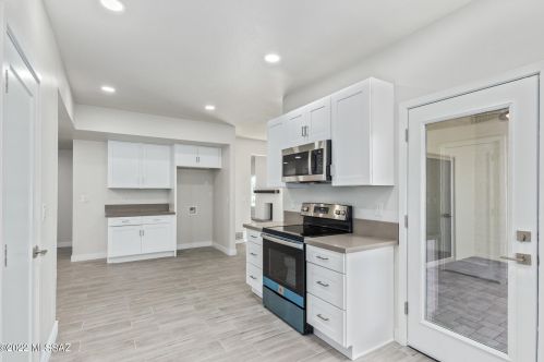 2494 Camino Valle Verde, Tucson AZ  85715-3405 exterior