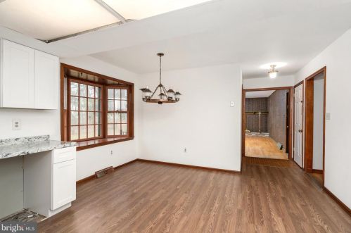 725 5th St, Roebling NJ 08554-1425 exterior