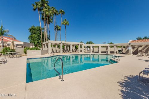 16028 3rd Ave, Phoenix AZ 85023-6282 exterior