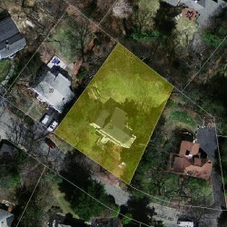 28 Ridge Rd, Newton MA  02468-1819 aerial view
