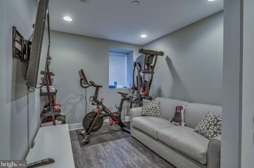 1333 2nd St, Philadelphia PA 19122-0033 exterior