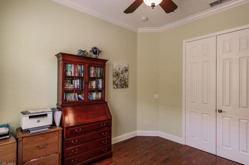 232 Glen Eagle Cir, Naples FL 34104-5715 exterior