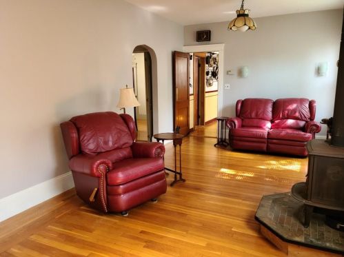 23 Sharon St, Providence RI 02908-4218 exterior