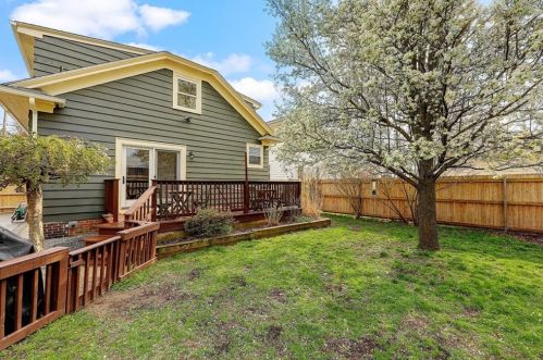 101 Whitford Ave, Providence RI  02908-3437 exterior