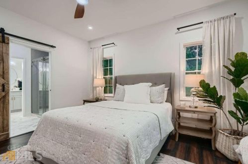 1415 Almont Dr, Atlanta GA 30310-3756 exterior