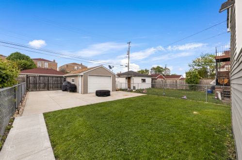 3912 59 Pl, Chicago IL 60629-4522 exterior